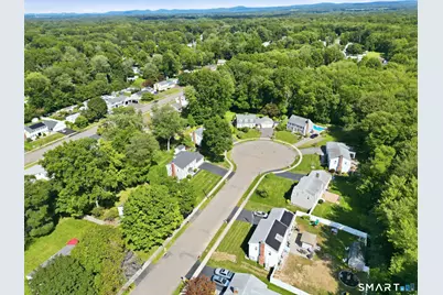 7 Pilgrim Circle, Enfield, CT 06082 - Photo 3