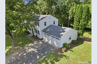 7 Pilgrim Circle, Enfield, CT 06082 - Photo 3