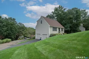 45 Copper Hill Dr, Guilford, CT 06437 - Photo 3