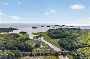 698 Leetes Island Rd, Branford, CT 06405 - Photo 29