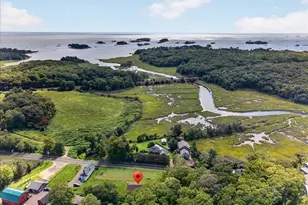 698 Leetes Island Rd, Branford, CT 06405 - Photo 27