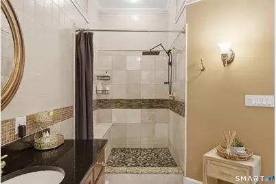 586 West Thames Street #501, Norwich, CT 06360 - Photo 23