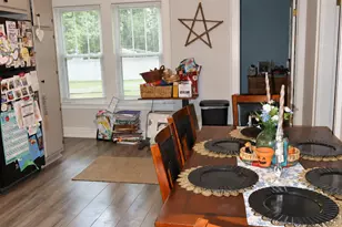 115 N Hoadley St, Naugatuck, CT 06770 - Photo 5