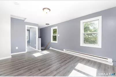 14 Blackhall Street, New London, CT 06320 - Photo 7