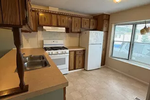 10 3rd St, Beacon Falls, CT 06403 - Photo 3