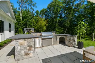 2 Black Pine Ridge, Ridgefield, CT 06877 - Photo 37