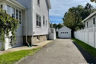31 Faucett St, Stamford, CT 06906 - Photo 15