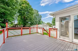 9 Woodlawn Ave, Enfield, CT 06082 - Photo 5