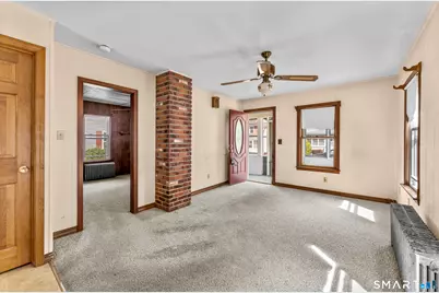 9 Woodlawn Avenue, Enfield, CT 06082 - Photo 9