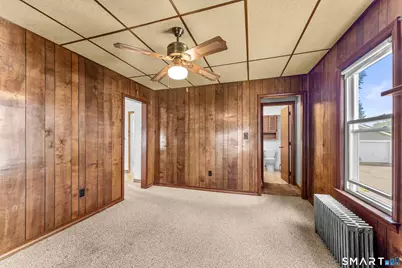 9 Woodlawn Avenue, Enfield, CT 06082 - Photo 15
