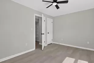 79 W Helen St, Hamden, CT 06514 - Photo 9