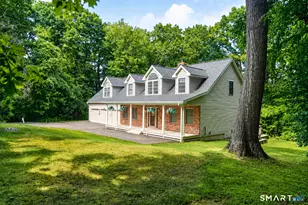 46 Washington Dr, Middlebury, CT 06762 - Photo 1