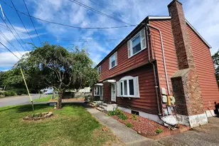 509-511 Roosevelt Dr, Derby, CT 06418 - Photo 3