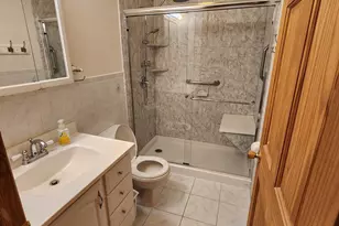 509-511 Roosevelt Dr, Derby, CT 06418 - Photo 27
