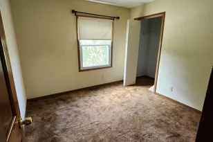 509-511 Roosevelt Dr, Derby, CT 06418 - Photo 17