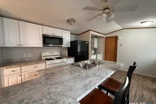 270 Boston Post Rd, Waterford, CT 06385 - Photo 3