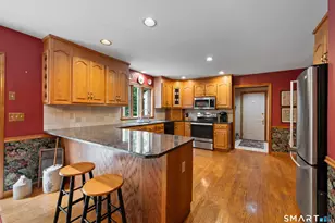 7 Forge Hill Rd, Barkhamsted, CT 06063 - Photo 5