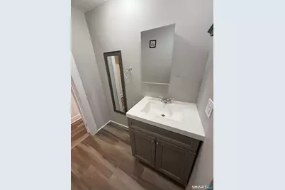 16 Fairview Street, Waterbury, CT 06710 - Photo 23