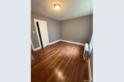 16 Fairview Street, Waterbury, CT 06710 - Photo 5