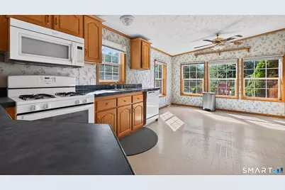6 Circle Drive, Windham, CT 06256 - Photo 17