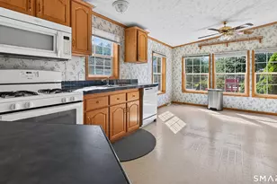 6 Circle Dr, Windham, CT 06256 - Photo 17