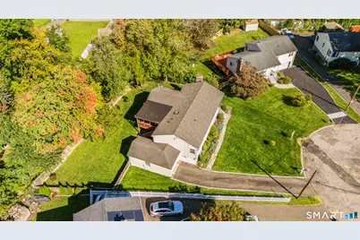33 Cedar Circle, Stamford, CT 06905 - Photo 31