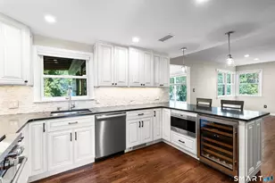 33 Cedar Cir, Stamford, CT 06905 - Photo 5