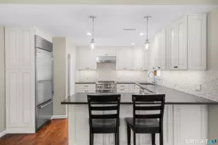33 Cedar Cir, Stamford, CT 06905 - Photo 9