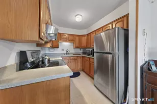 25 Florence Rd, Branford, CT 06405 - Photo 5