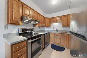 25 Florence Rd, Branford, CT 06405 - Photo 7