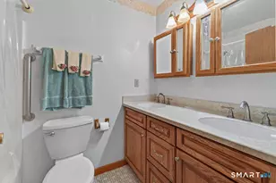 25 Florence Rd, Branford, CT 06405 - Photo 13
