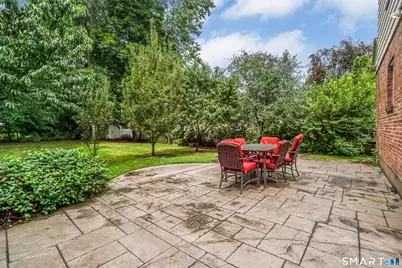 101 Ridgewood Road, West Hartford, CT 06107 - Photo 5
