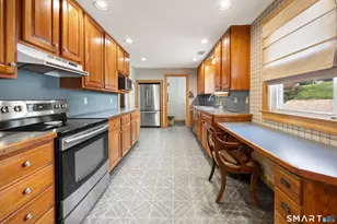 97 Glenview Dr, Newington, CT 06111 - Photo 7