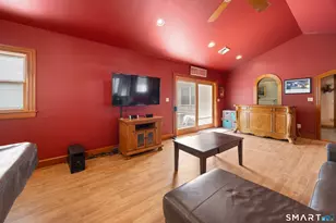 97 Glenview Dr, Newington, CT 06111 - Photo 15