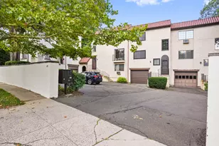 272 Hubbard Ave, Stamford, CT 06905 - Photo 31