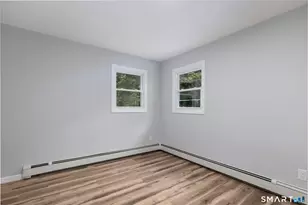 23 Dan Parker Dr, Waterbury, CT 06704 - Photo 9
