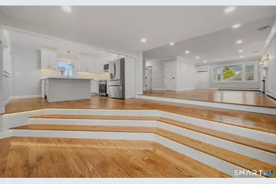 1092 Ocean Avenue, New London, CT 06320 - Photo 27