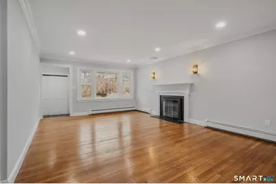1092 Ocean Avenue, New London, CT 06320 - Photo 19