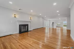 1092 Ocean Ave, New London, CT 06320 - Photo 7