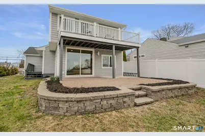 1092 Ocean Avenue, New London, CT 06320 - Photo 13