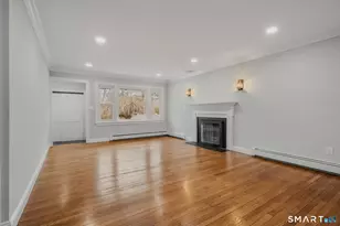 1092 Ocean Ave, New London, CT 06320 - Photo 9