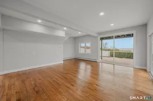 1092 Ocean Ave, New London, CT 06320 - Photo 13