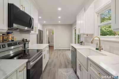 421 Chestnut Hill Road, Stamford, CT 06903 - Photo 9