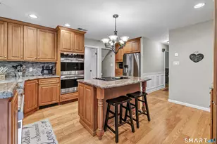 132 Hammertown Rd, Monroe, CT 06468 - Photo 5