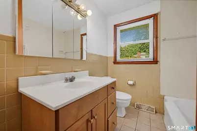 78 Perkins Avenue, Waterbury, CT 06704 - Photo 15