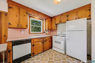 78 Perkins Ave, Waterbury, CT 06704 - Photo 3