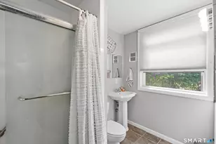 6B Country Squire Dr, Cromwell, CT 06416 - Photo 11