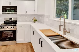 35 School House Rd, Old Saybrook, CT 06475 - Photo 11