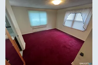 169 Campfield Avenue, Hartford, CT 06114 - Photo 9