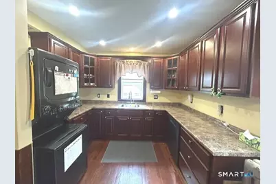 124 Columbia Street, New Britain, CT 06052 - Photo 29